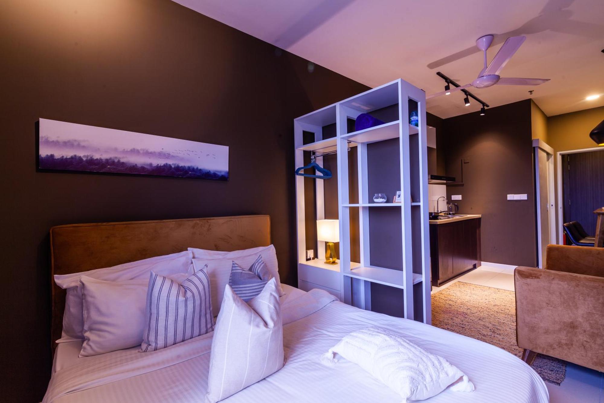 Highpark Suites In Petaling Jaya, Kelana Jaya By Plush Kampong Baharu Sungai Way Rom bilde