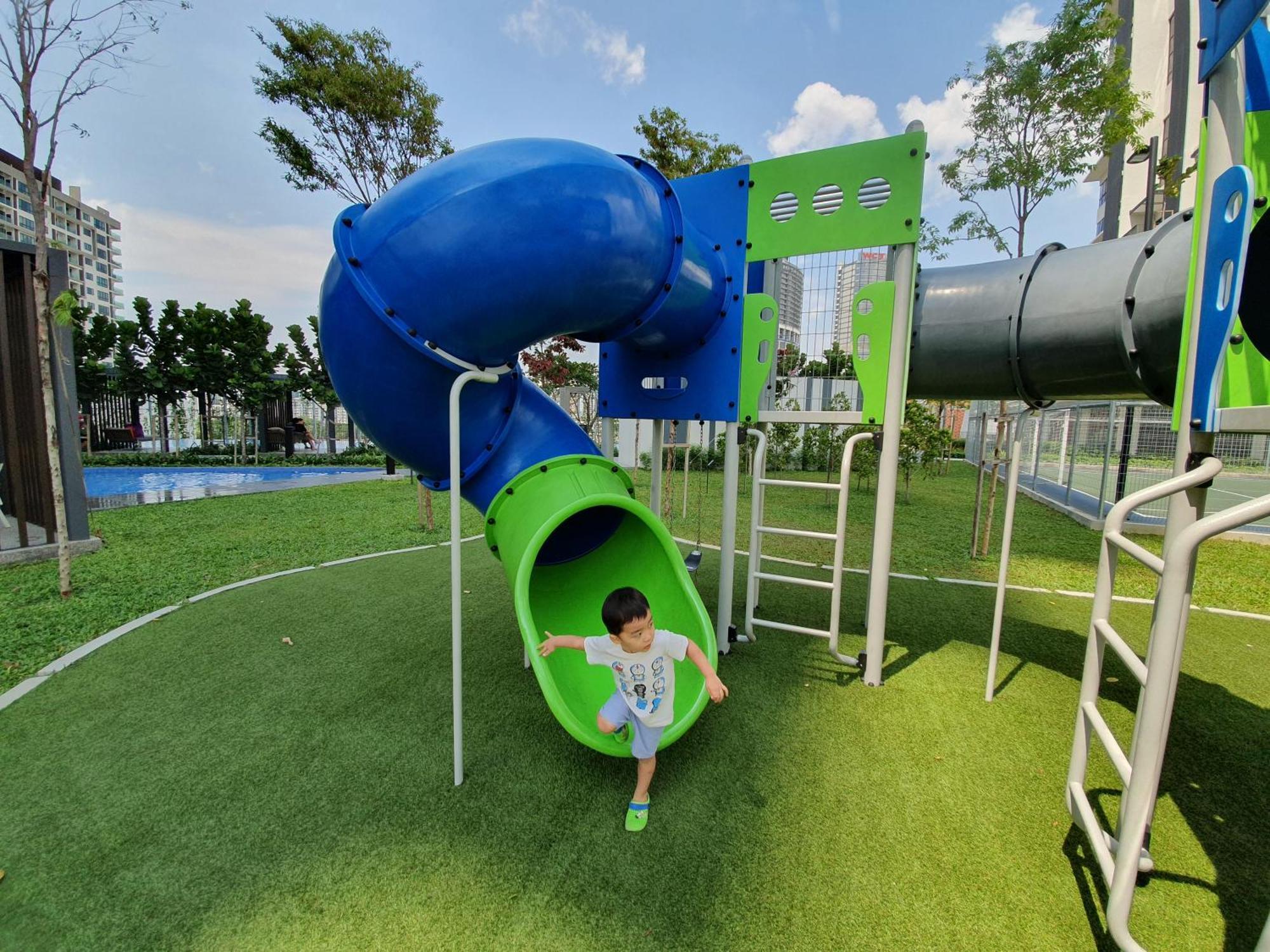 Highpark Suites In Petaling Jaya, Kelana Jaya By Plush Kampong Baharu Sungai Way Eksteriør bilde