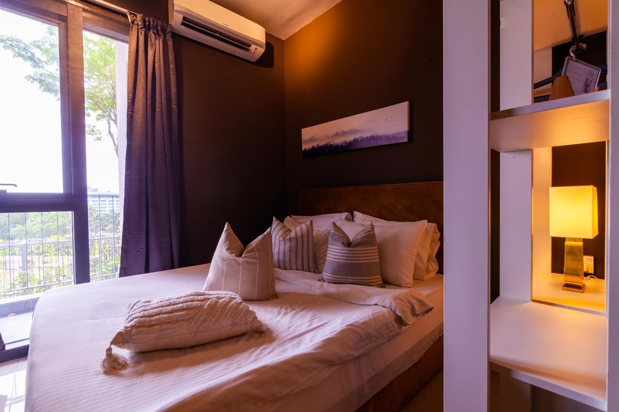 Highpark Suites In Petaling Jaya, Kelana Jaya By Plush Kampong Baharu Sungai Way Rom bilde