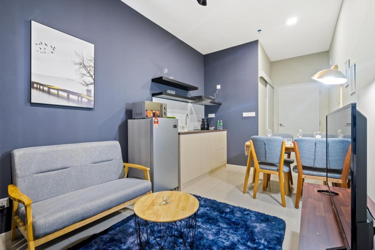 Highpark Suites In Petaling Jaya, Kelana Jaya By Plush Kampong Baharu Sungai Way Eksteriør bilde